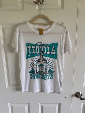 NWOT Refined Canvas "Tequila not Cowboys" Graphic Tee - White Teal Print Medium